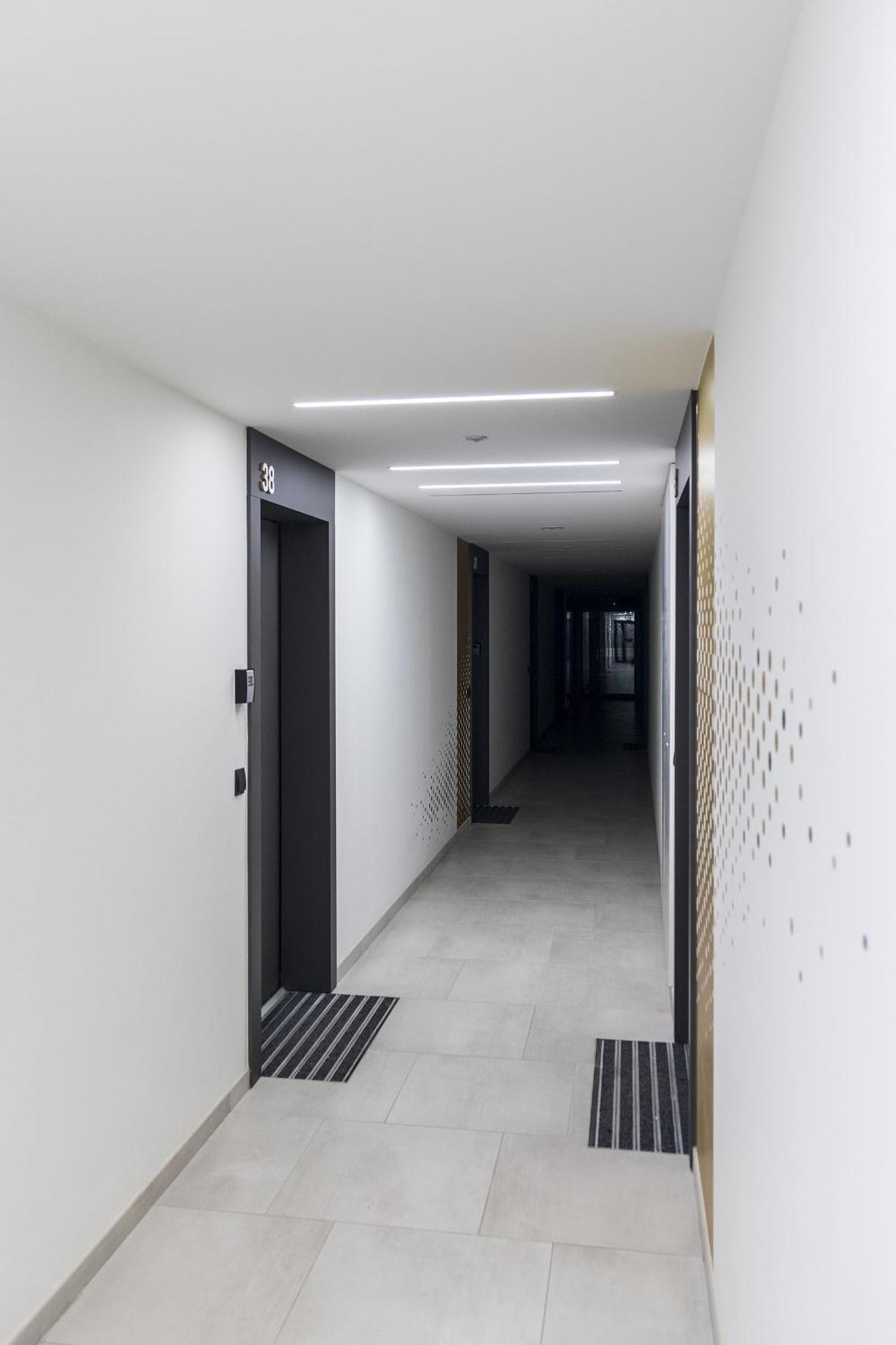 Witold's Parking Free Apartament *